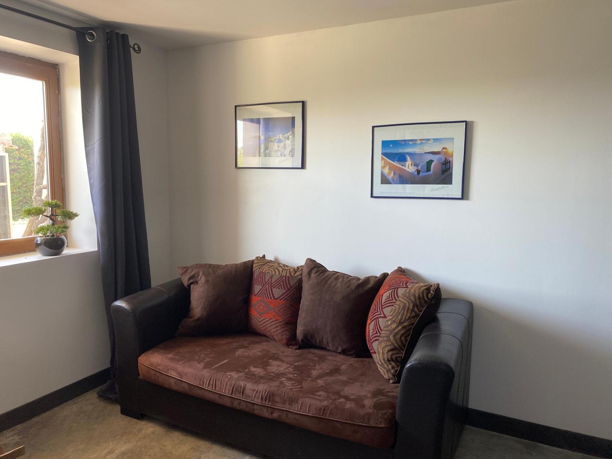 Alba-la-Romaine Chambre D'Hotes 2P, Gestion Libre, Espace Piscine Partage المظهر الخارجي الصورة